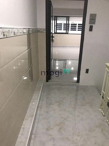 Hình ảnh Cho thuê hẻm Trần Hưng Đạo 4x20m 2pn 2wc Q5