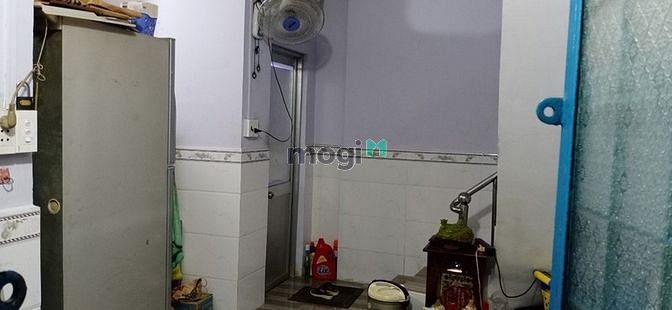 Hình ảnh Bán nhà đường số 9 sầm uất quận 4 bán để mua chung cư