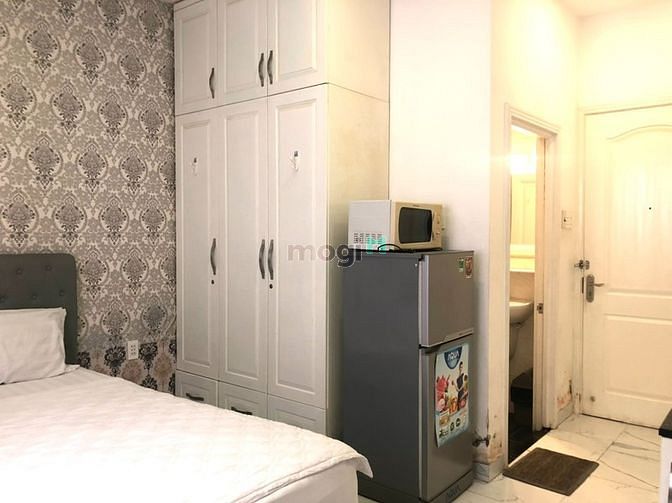 Hình ảnh CHDV trung tâm quận 1, chỉ 1 phút qua chợ Tân Định, FREE xe, quản lý,.
