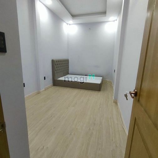 Hình ảnh Bán nhà đường Lưu Hữu Phước 1T,1L 2PN 2WC