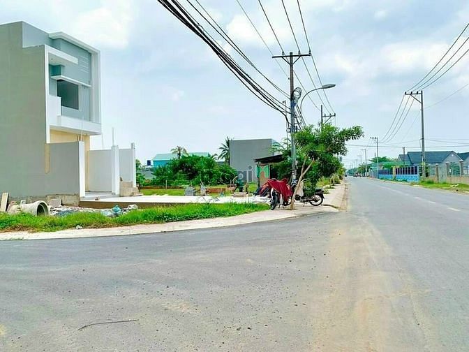 Hình ảnh Mới 39 lô đất ngay mặt tiền đường Hoàng Phan Thái, vị trí cực đẹp SHR.