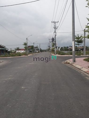 Hình ảnh Mới 39 lô đất ngay mặt tiền đường Hoàng Phan Thái, vị trí cực đẹp SHR.