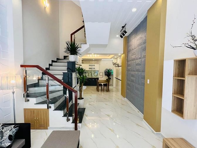 Hình ảnh BÁN NHÀ TÔN THẤT THUYẾT P3 Quận 4 Chỉ 1 tỷ 350
