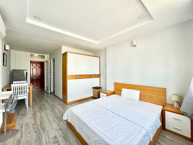 Hình ảnh CHDV cao cấp cửa sổ + view thoáng mát