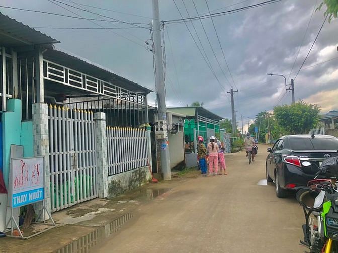 Hình ảnh 330m2 mặt tiền Ấp 3, có thổ cư, khu dân cư đông đúc, đường thông