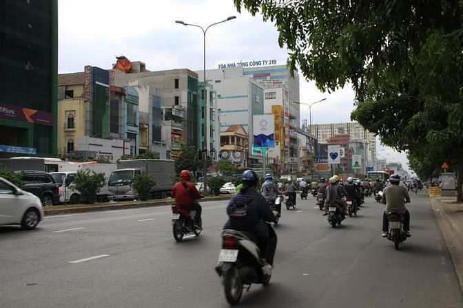 Hình ảnh Cho thuê Mặt tiền Cộng Hòa trống suốt, mới, đẹp