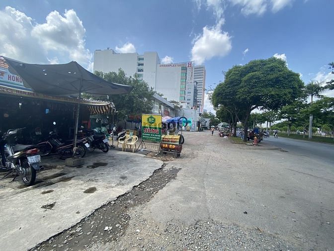 Hình ảnh Lô đất trống gần 1000m2 MT Phan Huy Ích Gò Vấp cần bán gấp chỉ có 165t