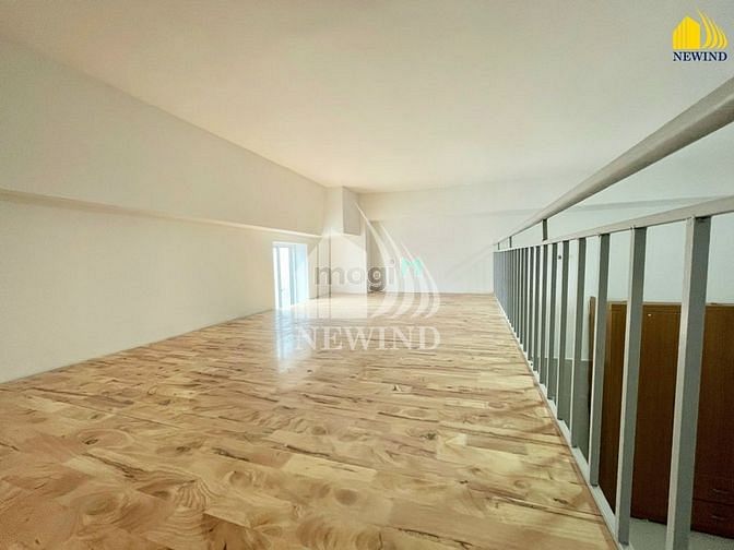 Hình ảnh Duplex giá rẻ ngay trung tâm quận 7