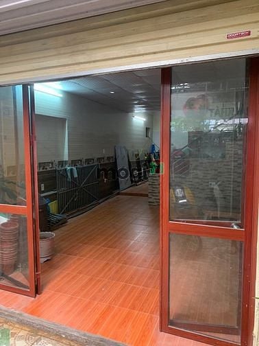Hình ảnh Cần bán nhà 50m2 ngang 5m oto đỗ cửa gần trường học