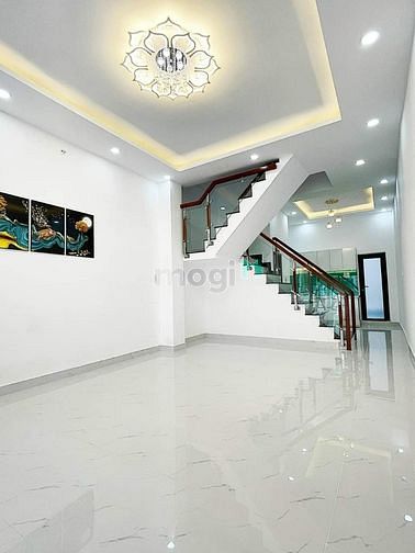 Hình ảnh Bán nhà Hoàng Bật Đạt Tân Bình, 54m2, chỉ 4tỷ2, hẻm 4.5m