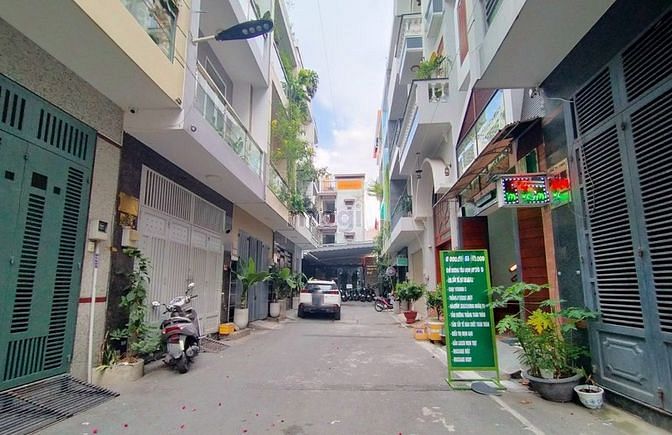 Hình ảnh NHÀ 4 TẤM, HẺM VIP đối diện Aeon Mall Tân Phú