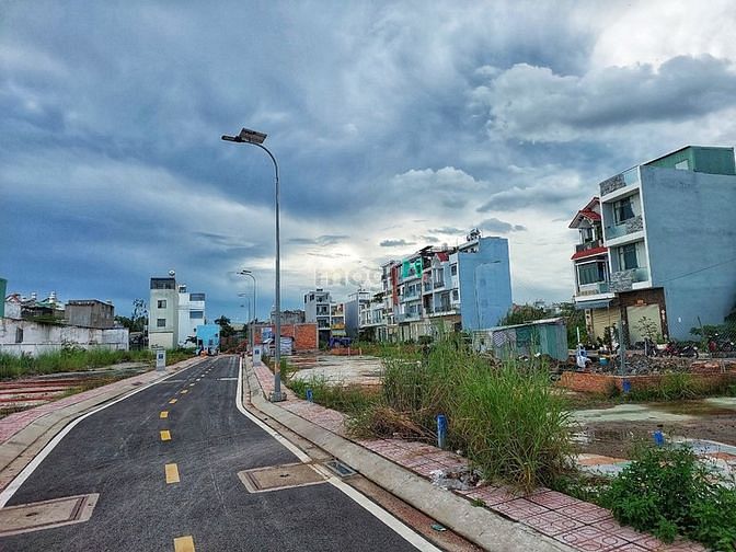 Hình ảnh tôi có lô đất 63m2 Q.Bình Tân gần Chợ, gần Trường cần bán