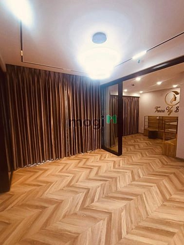 Hình ảnh Cần bán Hưng Phúc 1, căn góc, full nội thất nhà xinh lung linh.