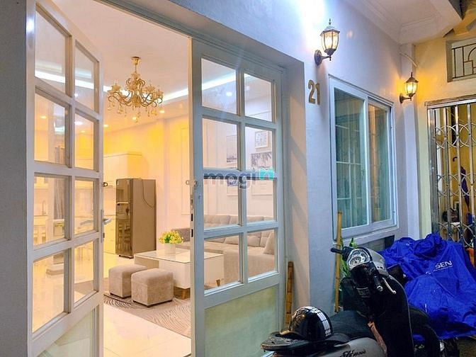 Hình ảnh Một căn nhà sang đẹp gần Hồ Ba mẫu