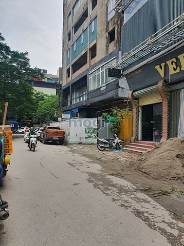 Hình ảnh Cho thuê nhà 7 tầng, thang máy, mặt tiền 7m phố Thái Hà