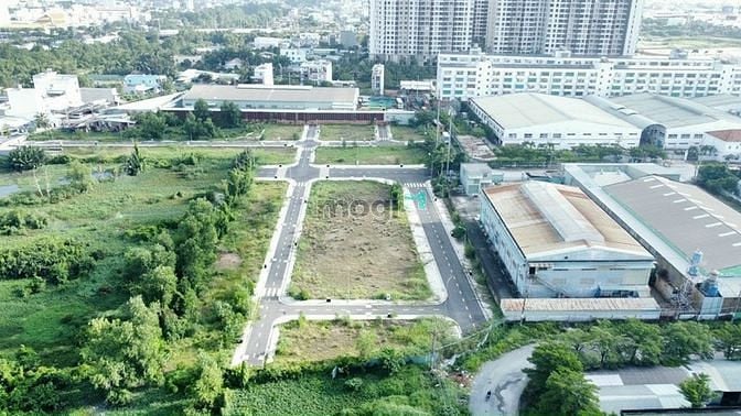 Hình ảnh Bán đất nền Q7, đường Nguyễn Văn Linh liền kề nhà phố KDC Sadeco