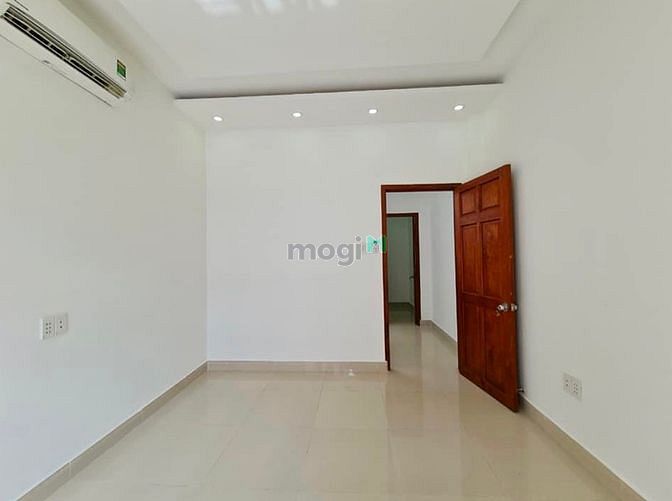 Hình ảnh NHÀ LÝ CHIÊU HOÀNG P10 Q6 Chỉ 1 tỷ 7 DT 59m2 Hẻm 6m
