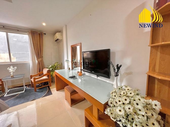 Hình ảnh CHDV FUll nội thất gỗ, cửa sổ thoáng mát, mới 100% tại Lê Lai Quận 1