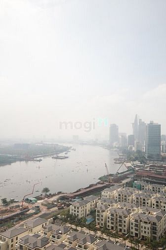 Hình ảnh 2PN Vinhome Golden River tầng cao, view đẹp