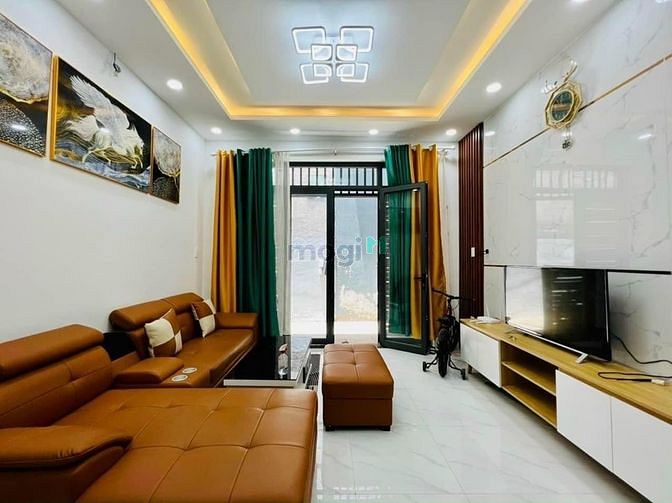 Hình ảnh NHÀ BÀ HẠT P9 QUẬN 10 Chỉ 2 tỷ 450 Hẻm 6m