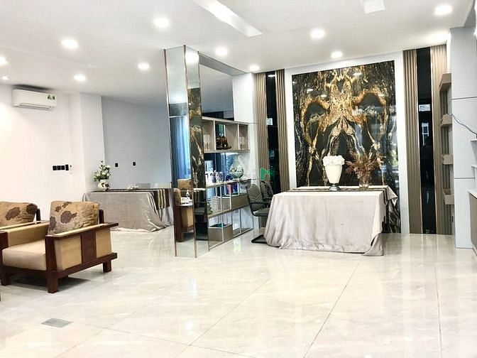 Hình ảnh Biệt thự Lan Anh cho thuê, 300m2 4 phòng ngủ đủ nội thất