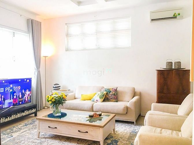 Hình ảnh Biệt thự Lan Anh cho thuê, 300m2 4 phòng ngủ đủ nội thất