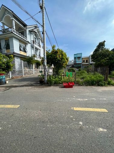Hình ảnh Bán đất thổ cư lô Góc 2 mat tiền đường số 6, Bình Trưng Tây (đường oto