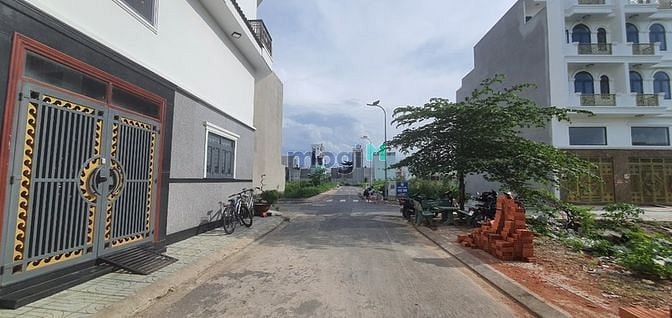 Hình ảnh Bán nhanh  lô đất góc 2 MT 84.5m2 (ngang 6,5m ) - Đường 8m,