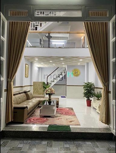 Hình ảnh Nhà hẻm thông thoáng  trung tâm quận 8,