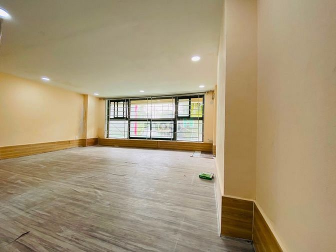 Hình ảnh Phòng trống siêu rộng giá hạt dẻ