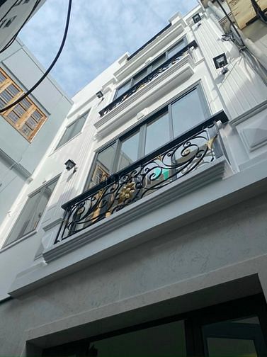 Hình ảnh Nhà bán mới 100/100 tăng tất cả nội thất