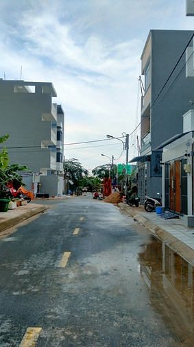 Hình ảnh Bán lô đất Phú Hữu, Quận 9, DT 51 m2 Chỉ nhỉnh 3 tỷ