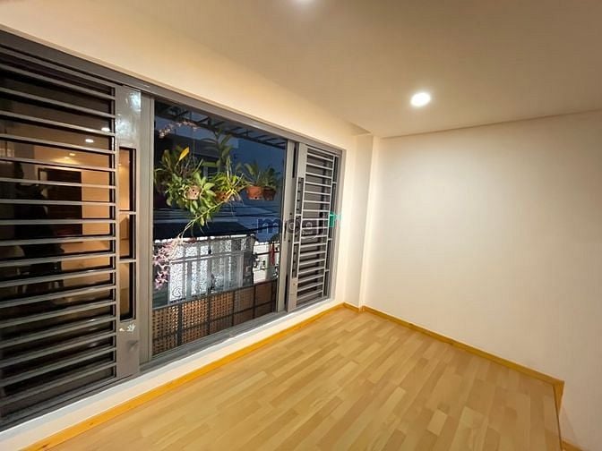 Hình ảnh CHDV mới gần Sân bay Tân Sơn Nhất