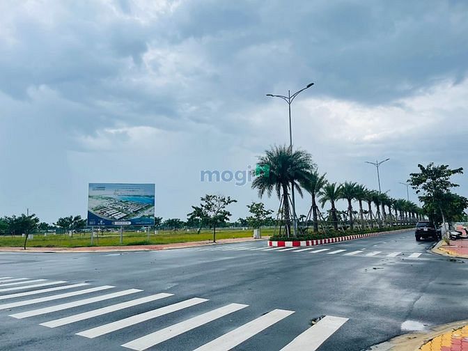 Hình ảnh Bán Đất Nền Thủ Thừa Có Sổ Công Chứng Sang Tên Ngay