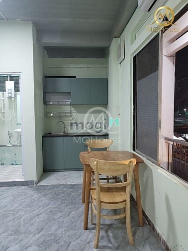 Hình ảnh Mb6623 nạp rút nhanh chóng mới bancol full nội thất Sân Bay