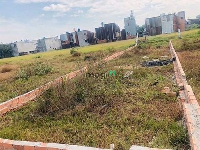 Hình ảnh Em có 10 nền đất gần khu Dân cư Xuyên á đất sổ công chứng liền thổ cư