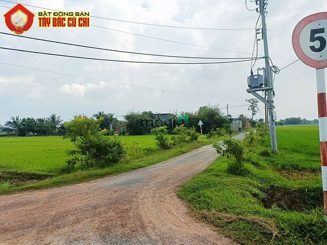 Hình ảnh Bán đất 2 mặt tiền đường Nguyễn Thị Hẹ - 4813m2 - 89x57 - 600m2 thổ cư