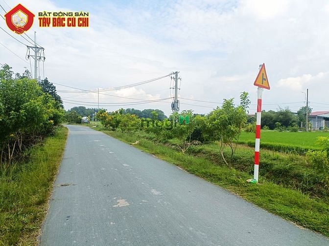 Hình ảnh Bán đất 2 mặt tiền đường Nguyễn Thị Hẹ - 4813m2 - 89x57 - 600m2 thổ cư