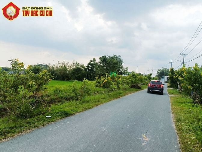 Hình ảnh Bán đất 2 mặt tiền đường Nguyễn Thị Hẹ - 4813m2 - 89x57 - 600m2 thổ cư