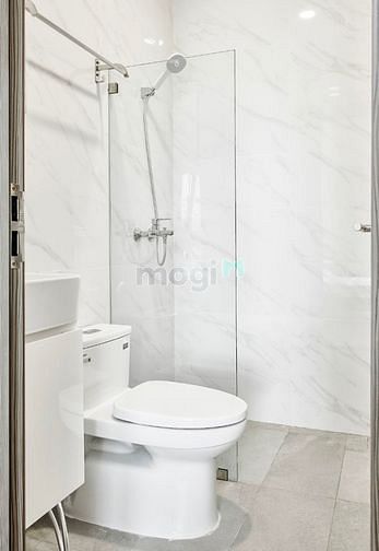 Hình ảnh Studio siêu cấp full nội thất, cửa sổ lớn ngay Lê Văn Lương
