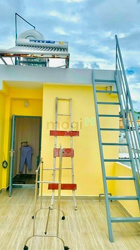 Hình ảnh CA SĨ BÁN NHÀ Tôn Đản Q4 49m2 2ty150 Sổ Hồng Riêng