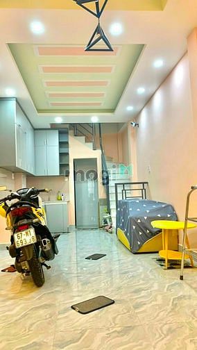 Hình ảnh CA SĨ BÁN NHÀ Tôn Đản Q4 49m2 2ty150 Sổ Hồng Riêng