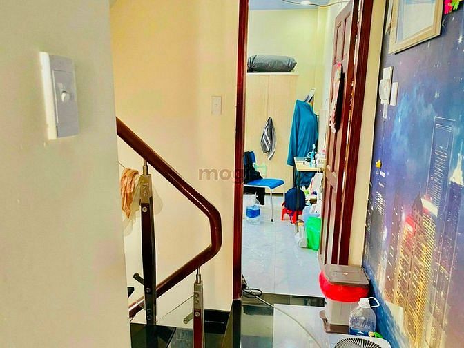 Hình ảnh CA SĨ BÁN NHÀ Tôn Đản Q4 49m2 2ty150 Sổ Hồng Riêng