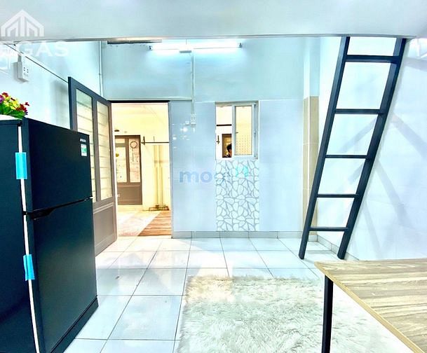 Hình ảnh Phòng mới xây thoáng máy giáp Tên Lửa