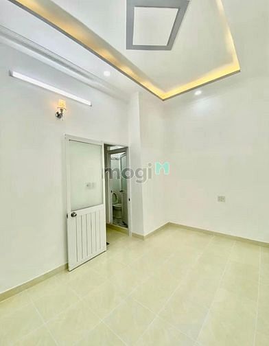 Hình ảnh Nhà 1/ diện tích đất 30.6m2 có sổ hồng, khu dân cư sầm uất.