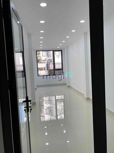 Hình ảnh Cho Thuê Nhà MT trung tâm Quận Nhất