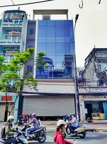 Hình ảnh Cho thuê toà Building Lê Văn Sỹ, Q3 8x20m - Vị trí siêu đẹp