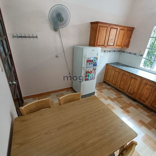 Hình ảnh CHDV dạng 1PN gần sân bay full nội thất, có bancol thoáng