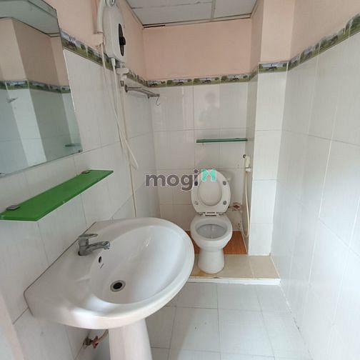 Hình ảnh CHDV dạng 1PN gần sân bay full nội thất, có bancol thoáng