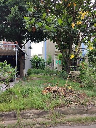 Hình ảnh Cần bán gấp lô đất MT hẻm 122 Tôn Đản Giá Cực Rẻ 70M2 , SHR ,